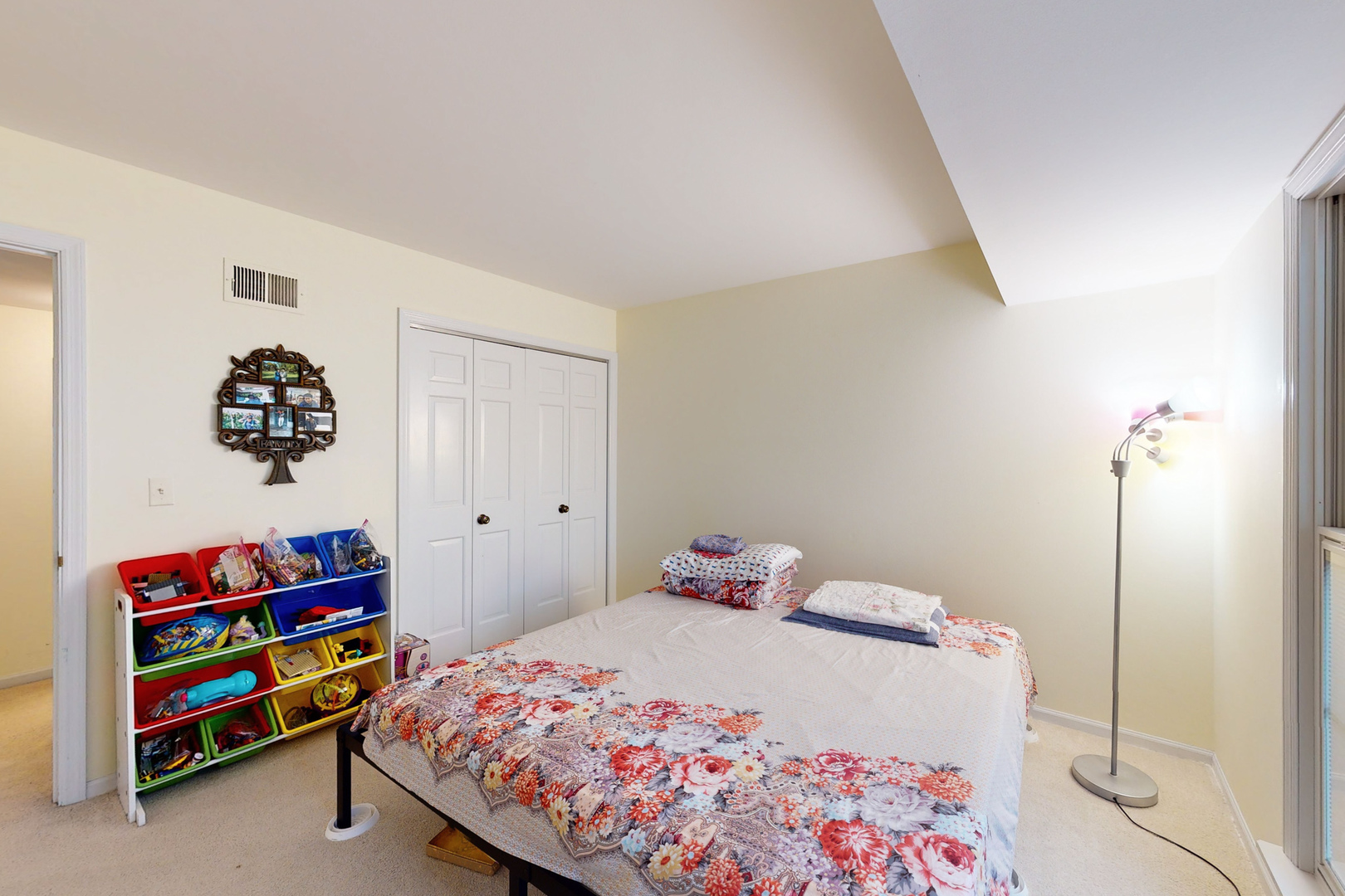 601 Ridge Road, Unit 201 Wilmette, IL 60091 - Photo 17 of 22