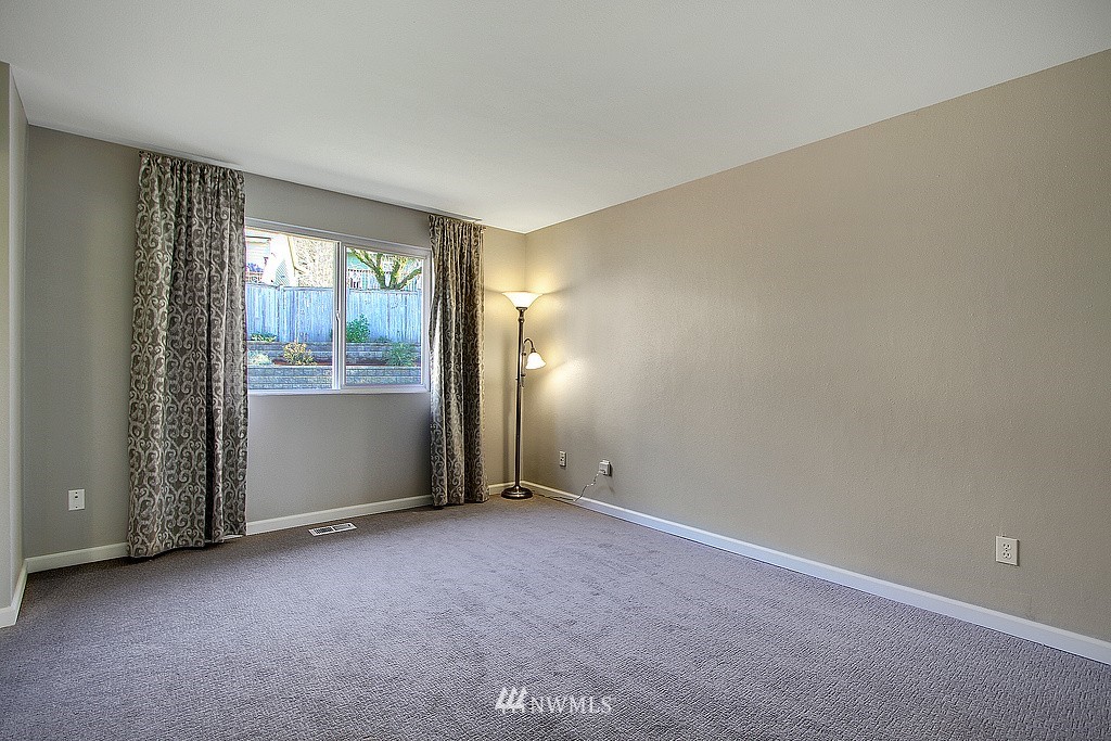 2409 211th Street Southeast Bothell, WA 98021 - Photo 10 of 20