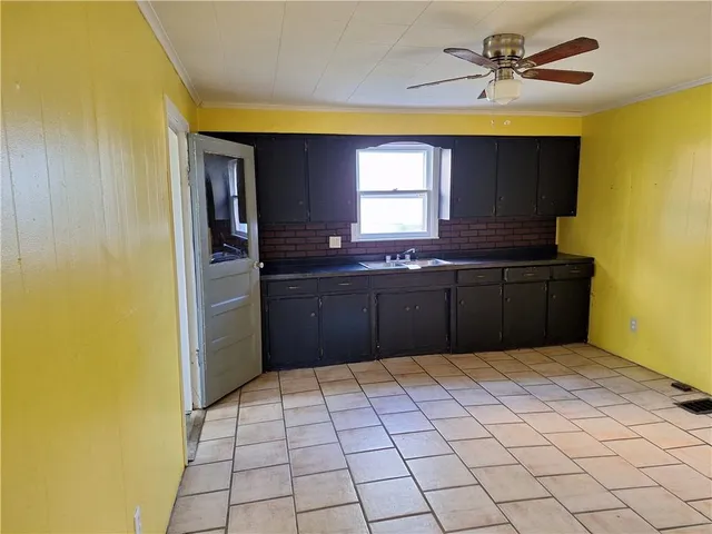 $94,900 | 612 West 5th Street, Carrollton, MO 64633