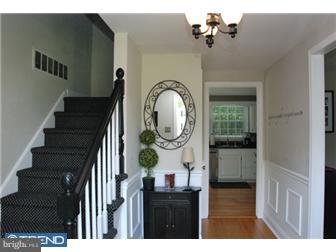 562 Tarrington Road Cherry Hill, NJ 08034 - Photo 2 of 12 Gallery Image 2