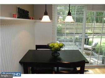 562 Tarrington Road Cherry Hill, NJ 08034 - Photo 7 of 12 Gallery Image 7