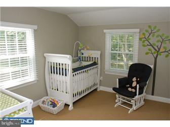 562 Tarrington Road Cherry Hill, NJ 08034 - Photo 10 of 12 Gallery Image 10