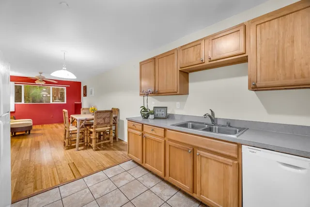 $680,000 | 45 Stephen Lane, Unit 814, Lahaina, HI 96761