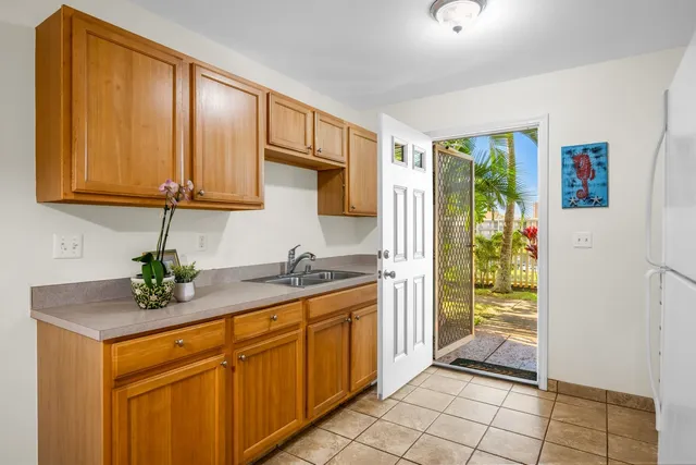 $680,000 | 45 Stephen Lane, Unit 814, Lahaina, HI 96761