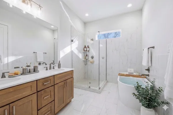 $2,400 | 6108 De Campo Street, Houston, TX 77091