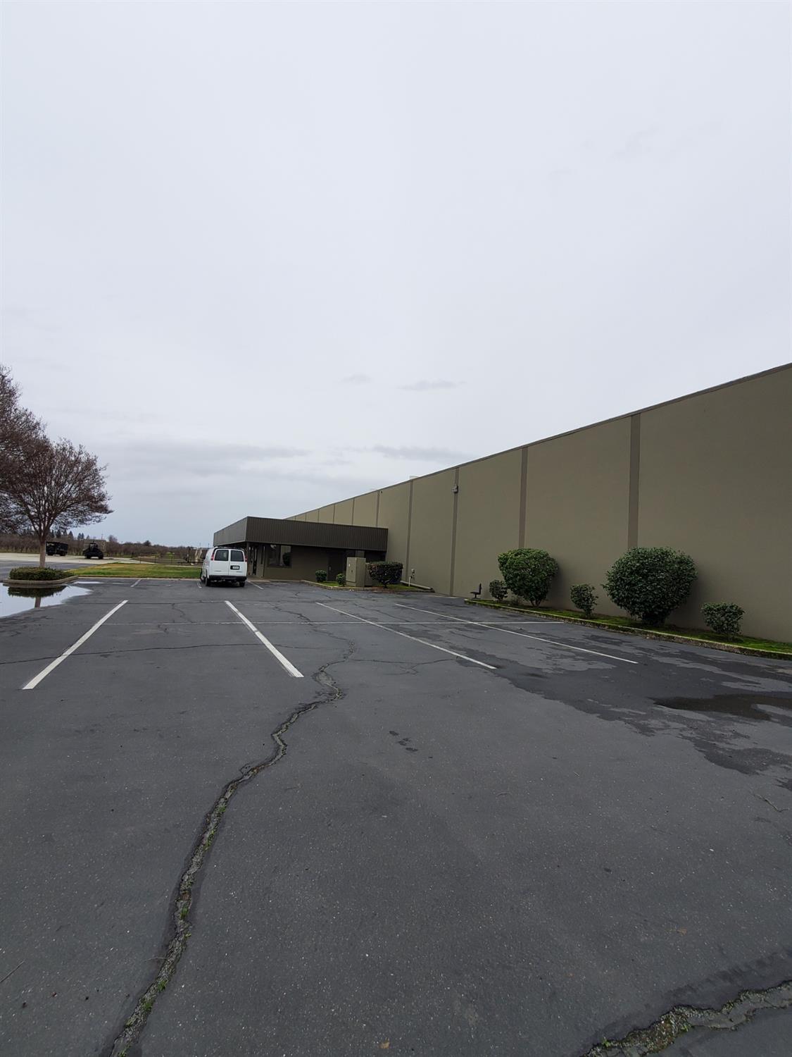 2200 Encinal Road Live Oak, CA 95953 - Photo 20 of 28 a view of a car with mountain view
