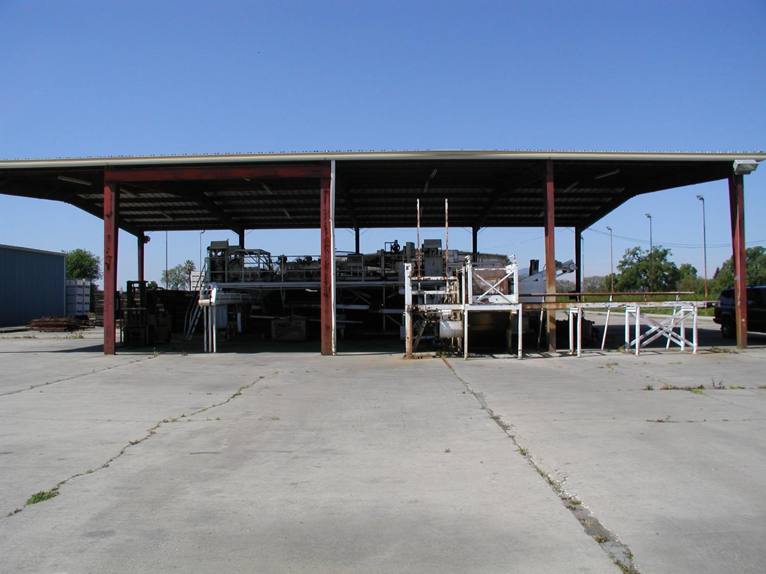 2200 Encinal Road Live Oak, CA 95953 - Photo 21 of 28 an outdoor view with patio