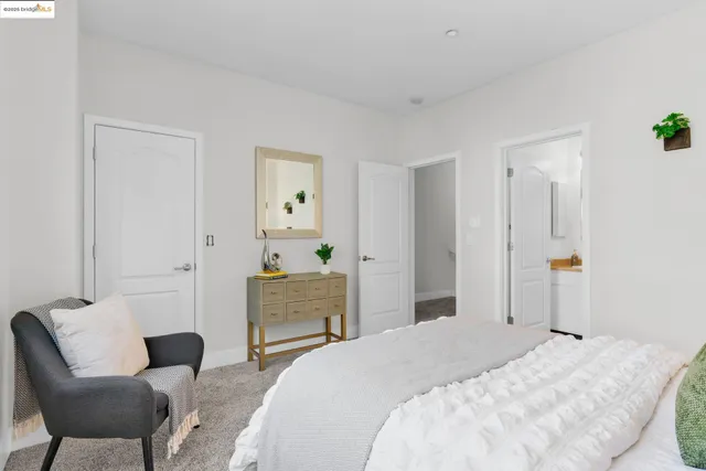 $698,000 | 6063 Old Quarry Loop, Oakland, CA 94605