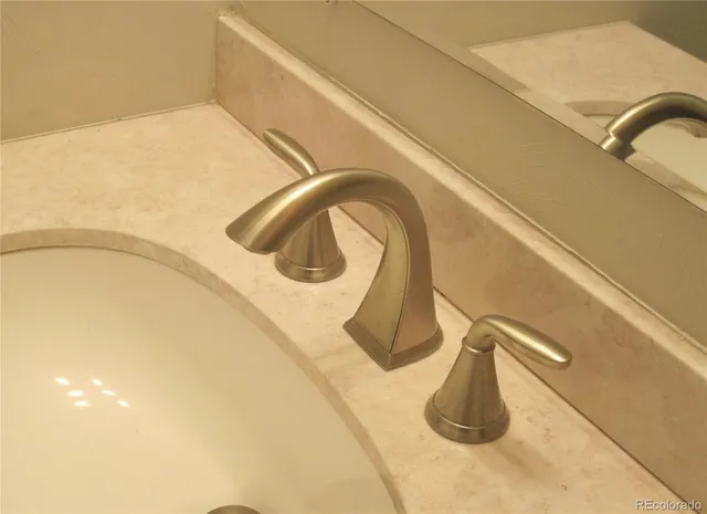 a close view of sink