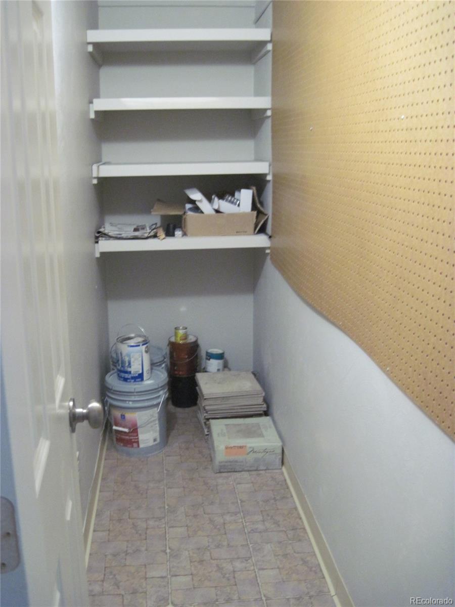 258 West Rockrimmon Boulevard, Unit F Colorado Springs, CO 80919 - Photo 35 of 41 a living room with furniture