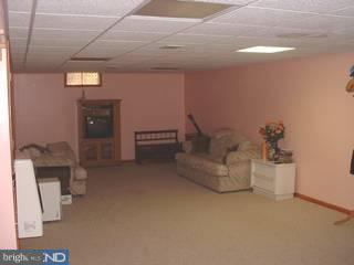 28 Chartwell Road West Grove, PA 19390 - Photo 6 of 6 Gallery Image 6