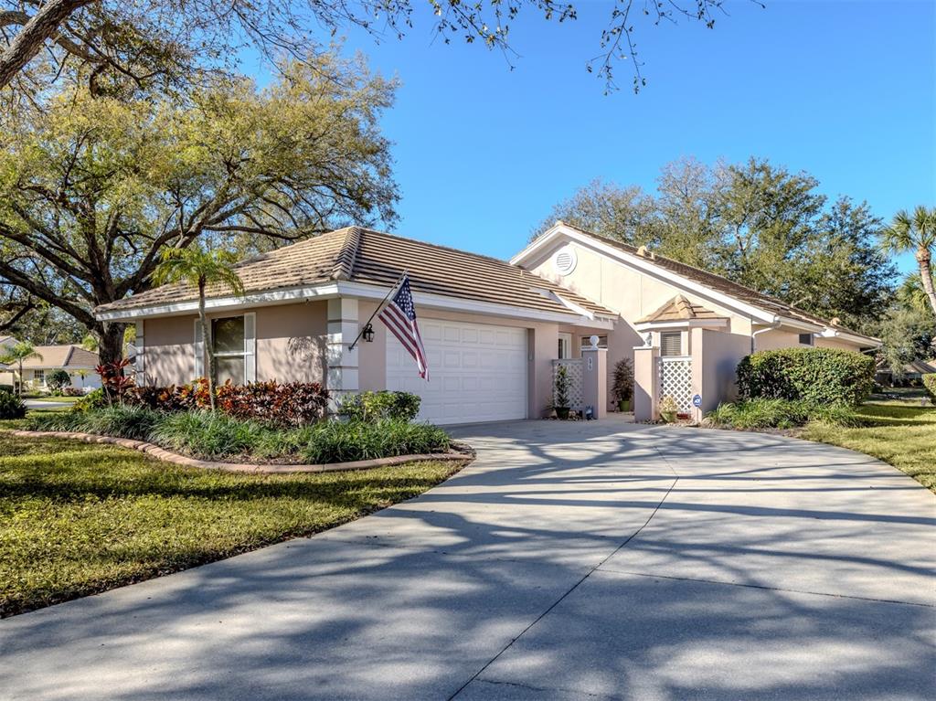 575 Clubside Circle, Unit 35 Venice, FL 34293 - Photo 2 of 79