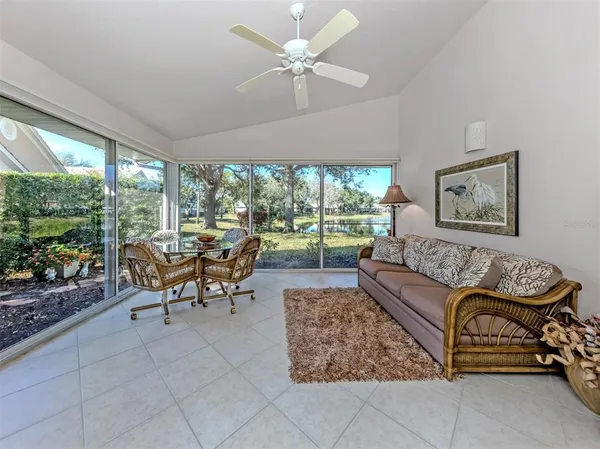 $379,000 | 575 Clubside Circle, Unit 35, Venice, FL 34293