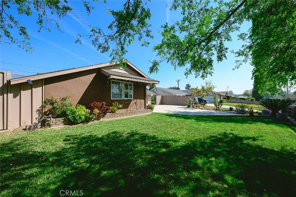 10232 Effen Street Rancho Cucamonga, CA 91730 - Photo 4 of 44