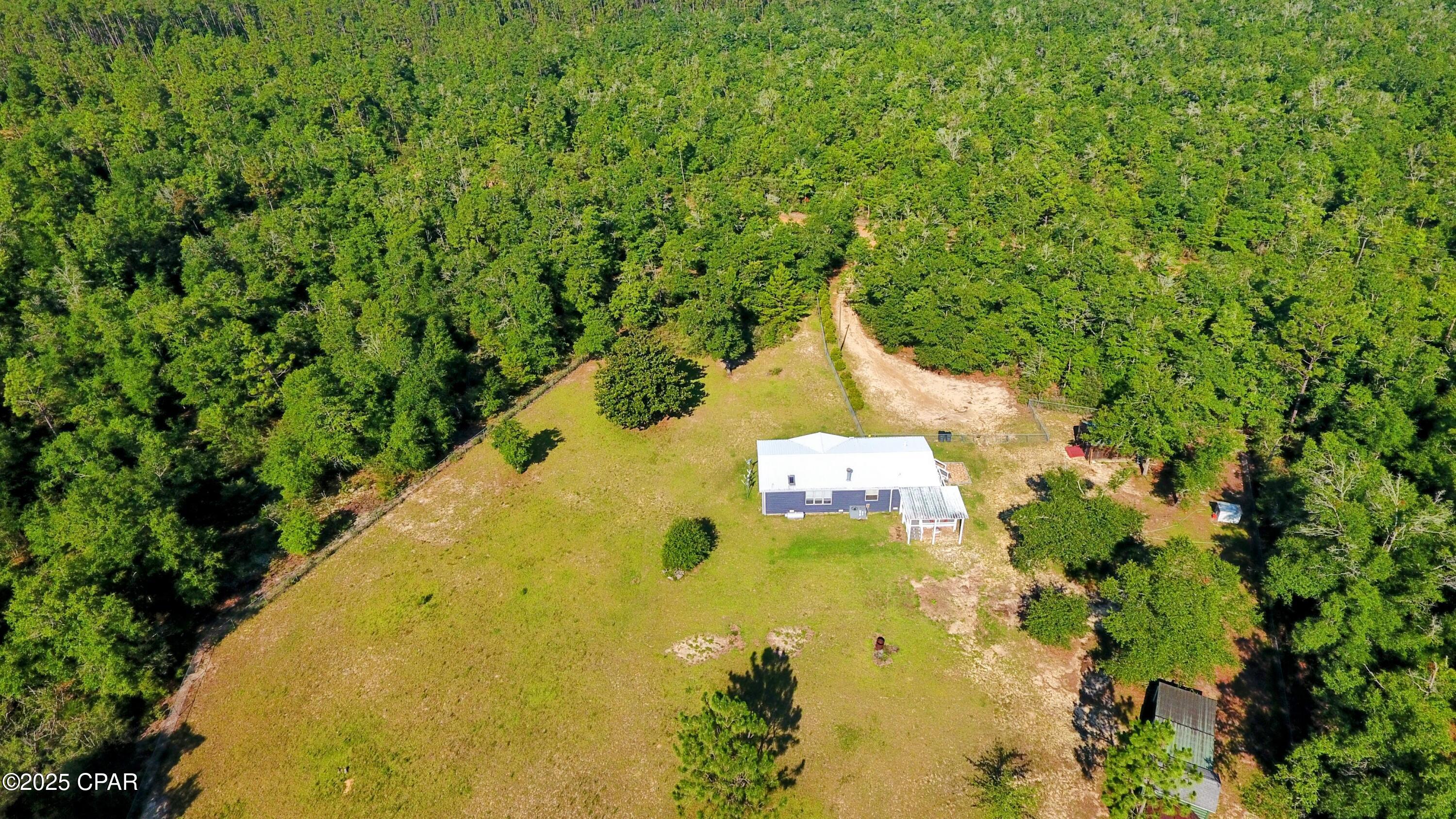 20512 Dickerson Road Fountain, FL 32438 - Photo 35 of 50 Gallery Image 35