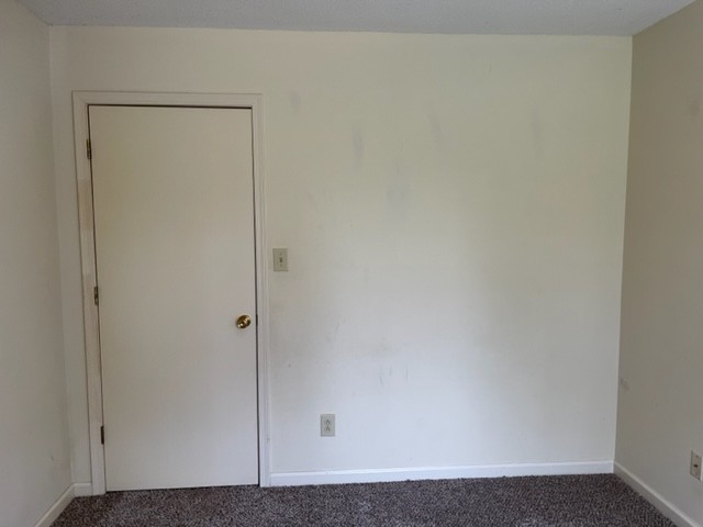 1875 Needmore Road Clarksville, TN 37042 - Photo 14 of 20 a view of cupboard