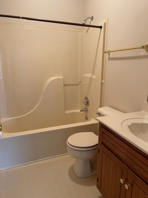 1875 Needmore Road Clarksville, TN 37042 - Photo 15 of 20 a bathroom with a sink a toilet and shower