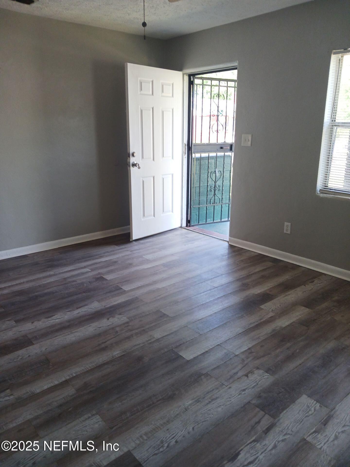 1444 West 9th Street Jacksonville, FL 32209 - Photo 3 of 14 3-Apr 11 2025 04_21am-hRFK