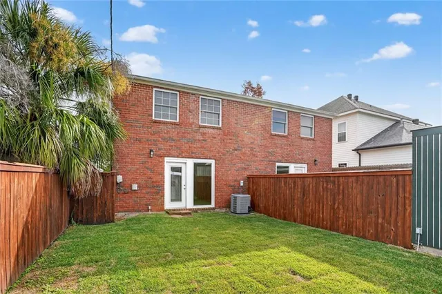 $2,450 | 6664 Louis XIV Street, New Orleans, LA 70124