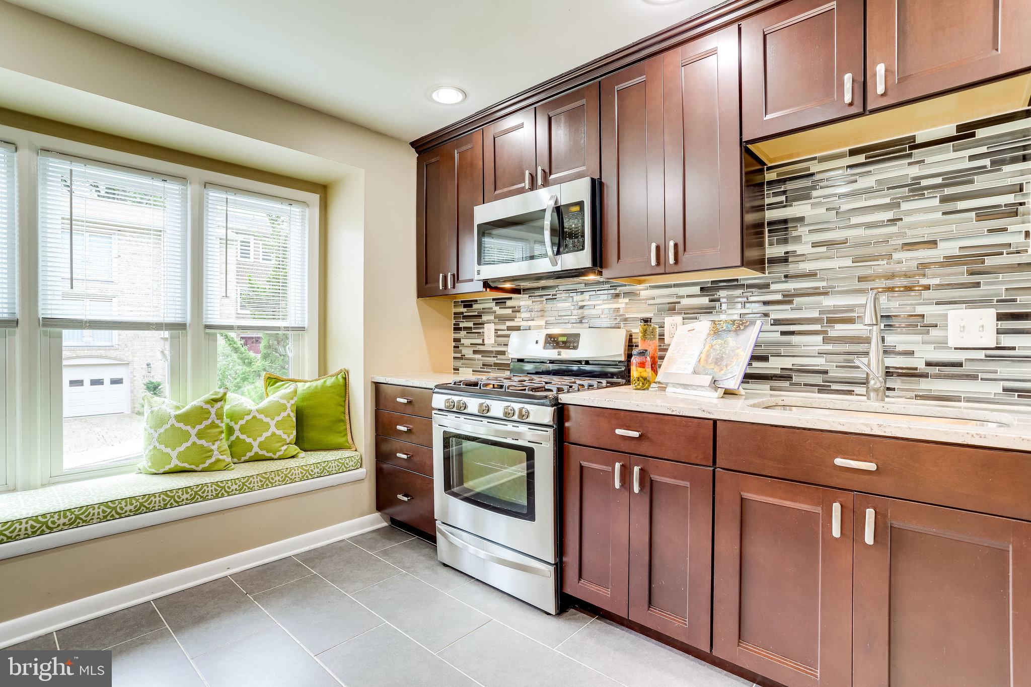 2152 Military Road Arlington, VA 22207 - Photo 18 of 59