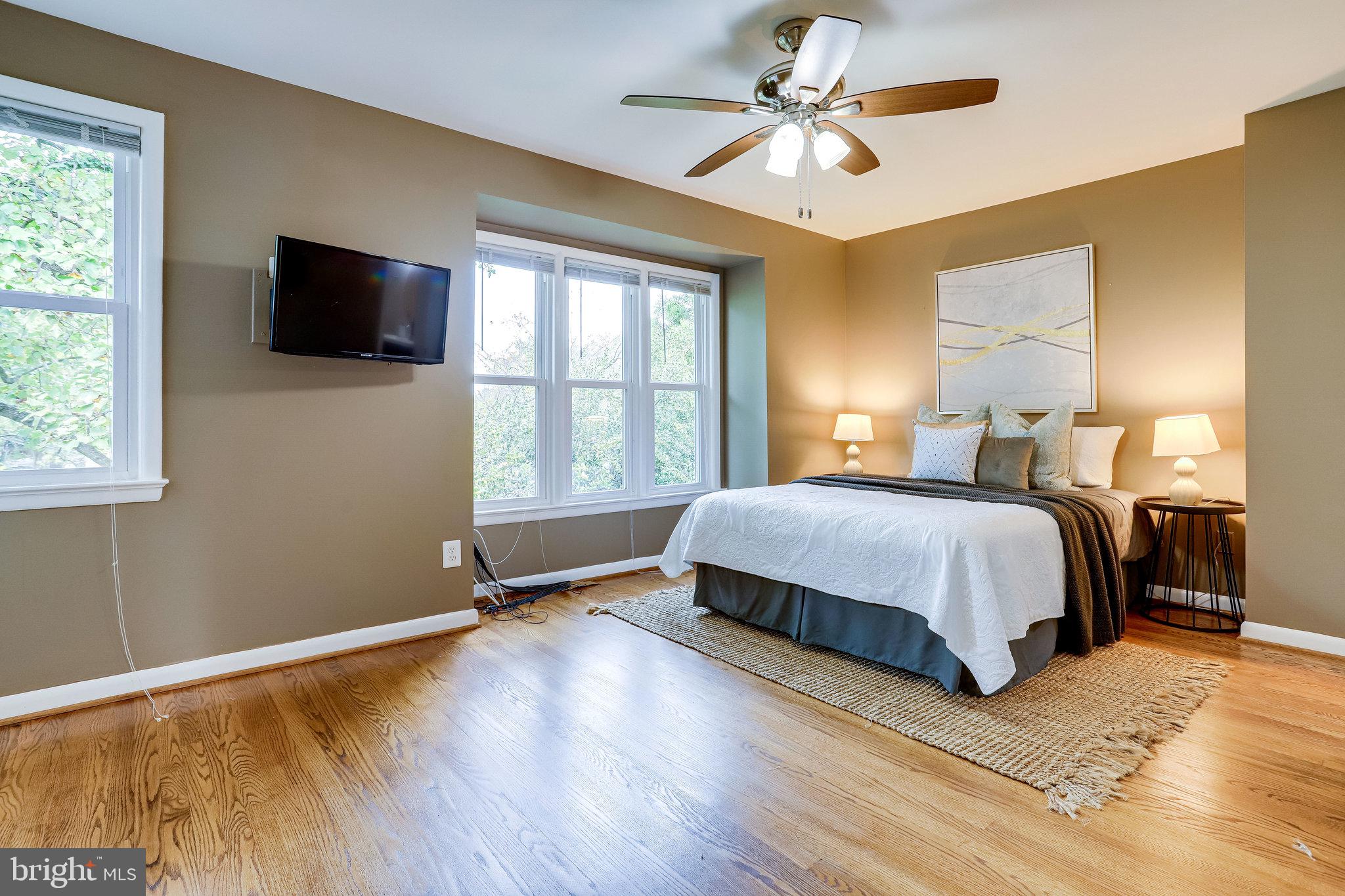 2152 Military Road Arlington, VA 22207 - Photo 26 of 59