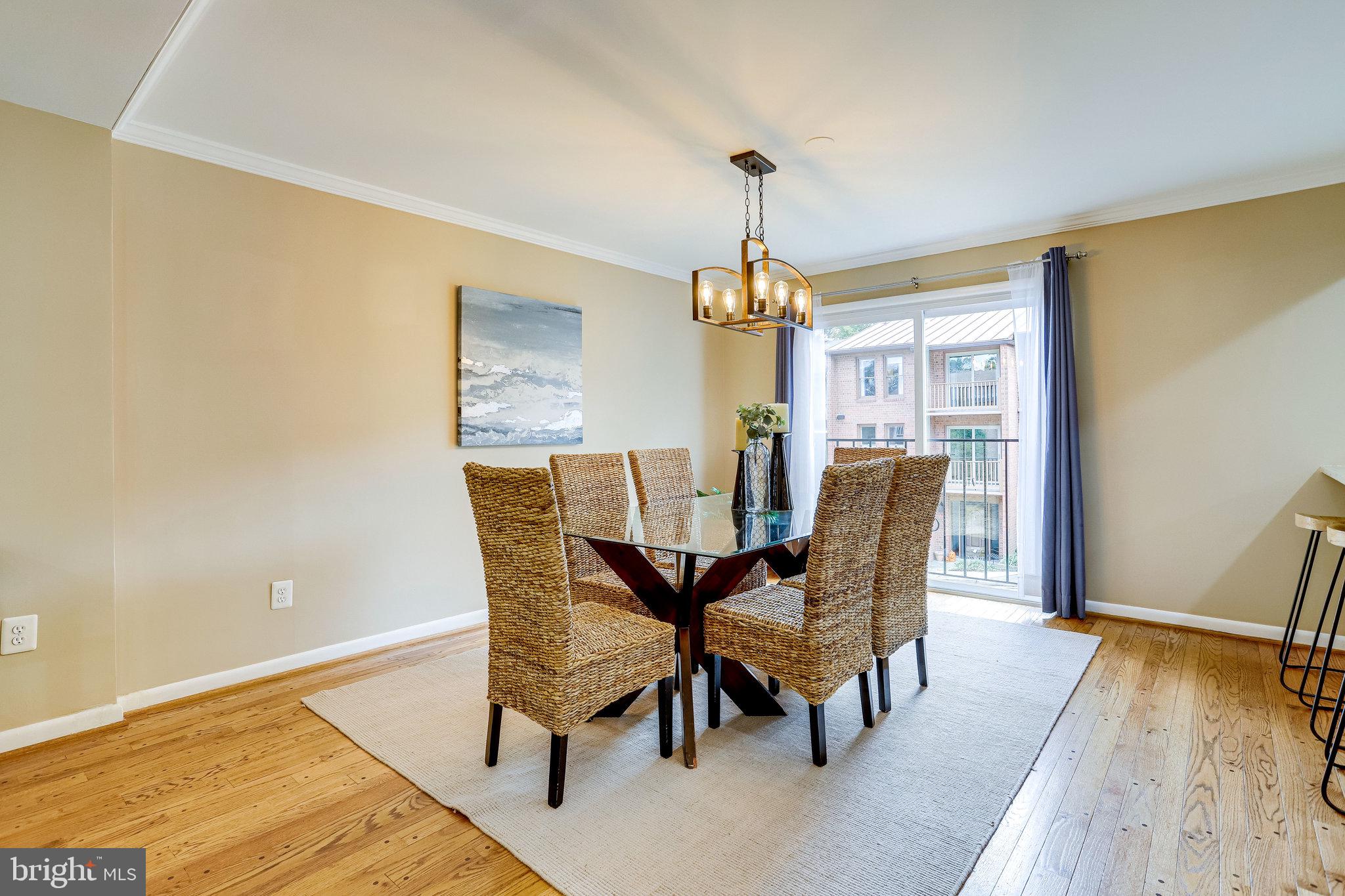 2152 Military Road Arlington, VA 22207 - Photo 10 of 59