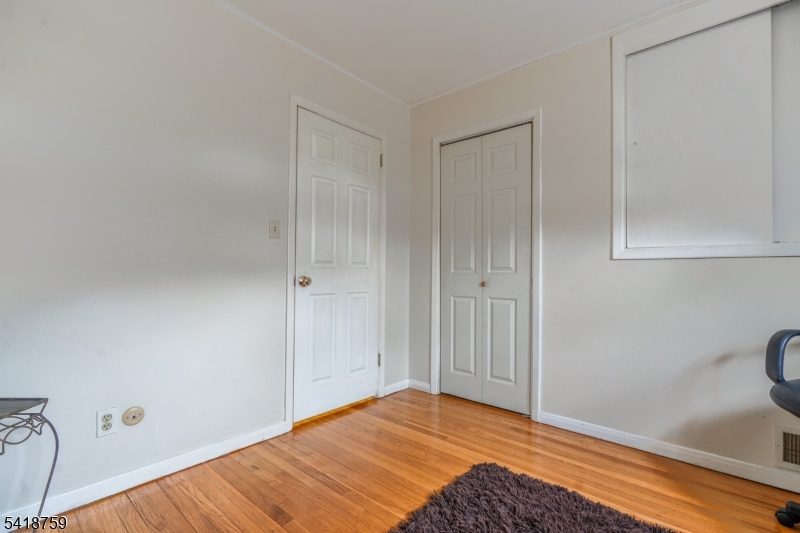 17 Cole Road Cedar Grove, NJ 07009 - Photo 14 of 28