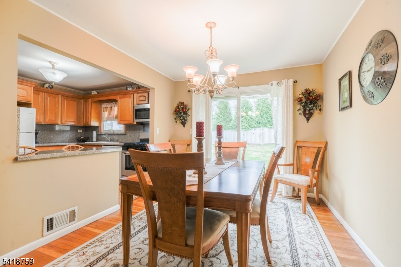 17 Cole Road Cedar Grove, NJ 07009 - Photo 8 of 28