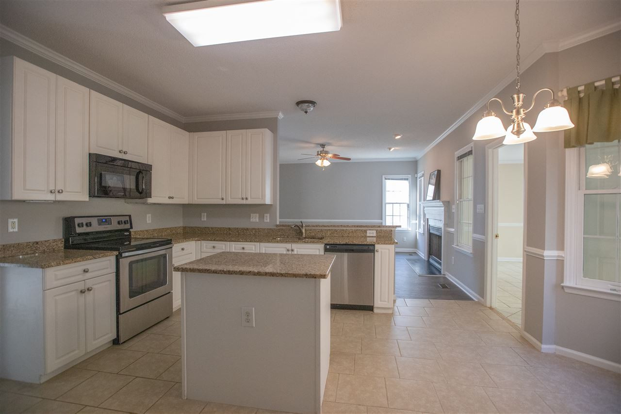 5212 Halcott Court Raleigh, NC 27613 - Photo 20 of 27 Kitchen