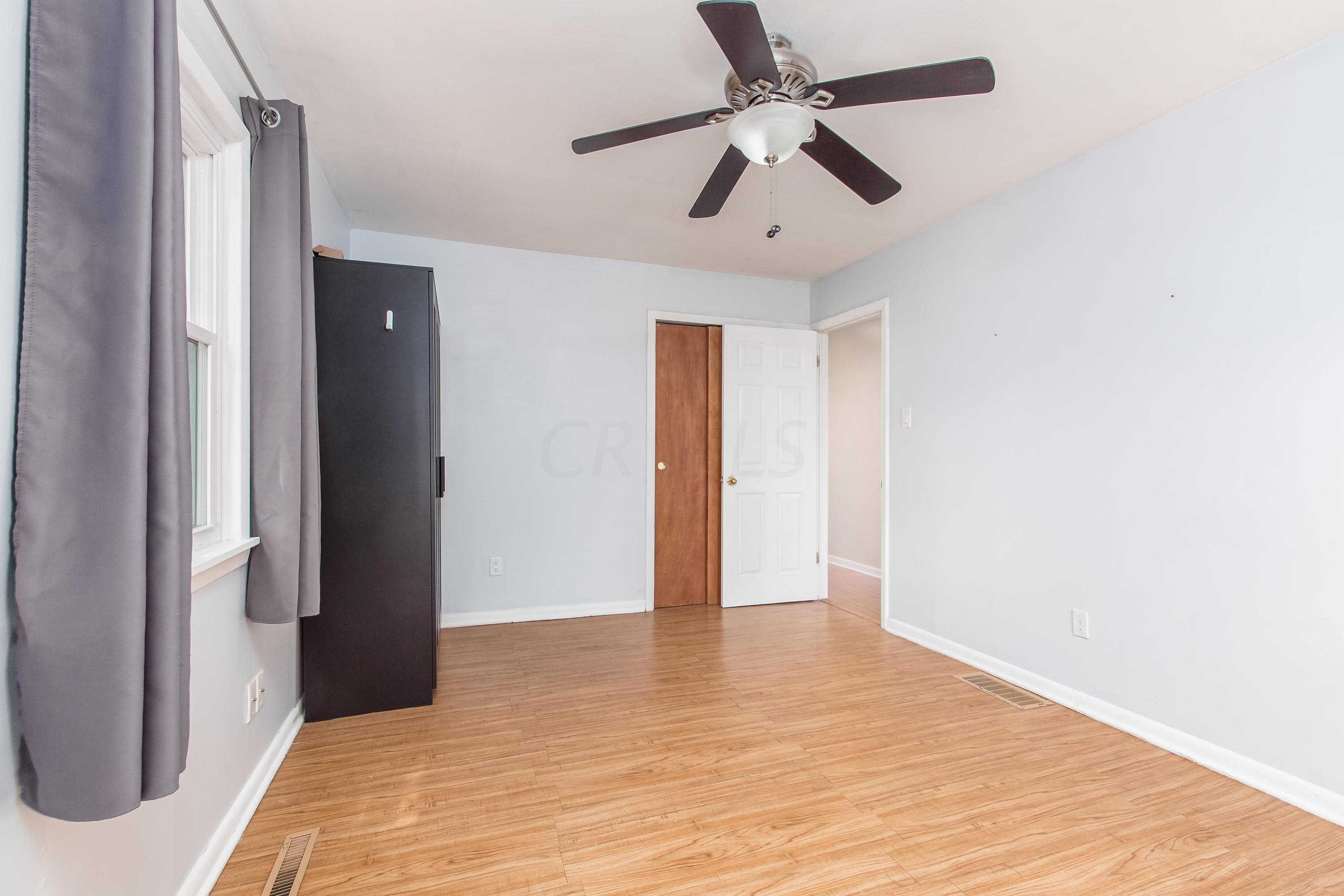 911 Afton Road Columbus, OH 43221 - Photo 13 of 32 Gallery Image 13