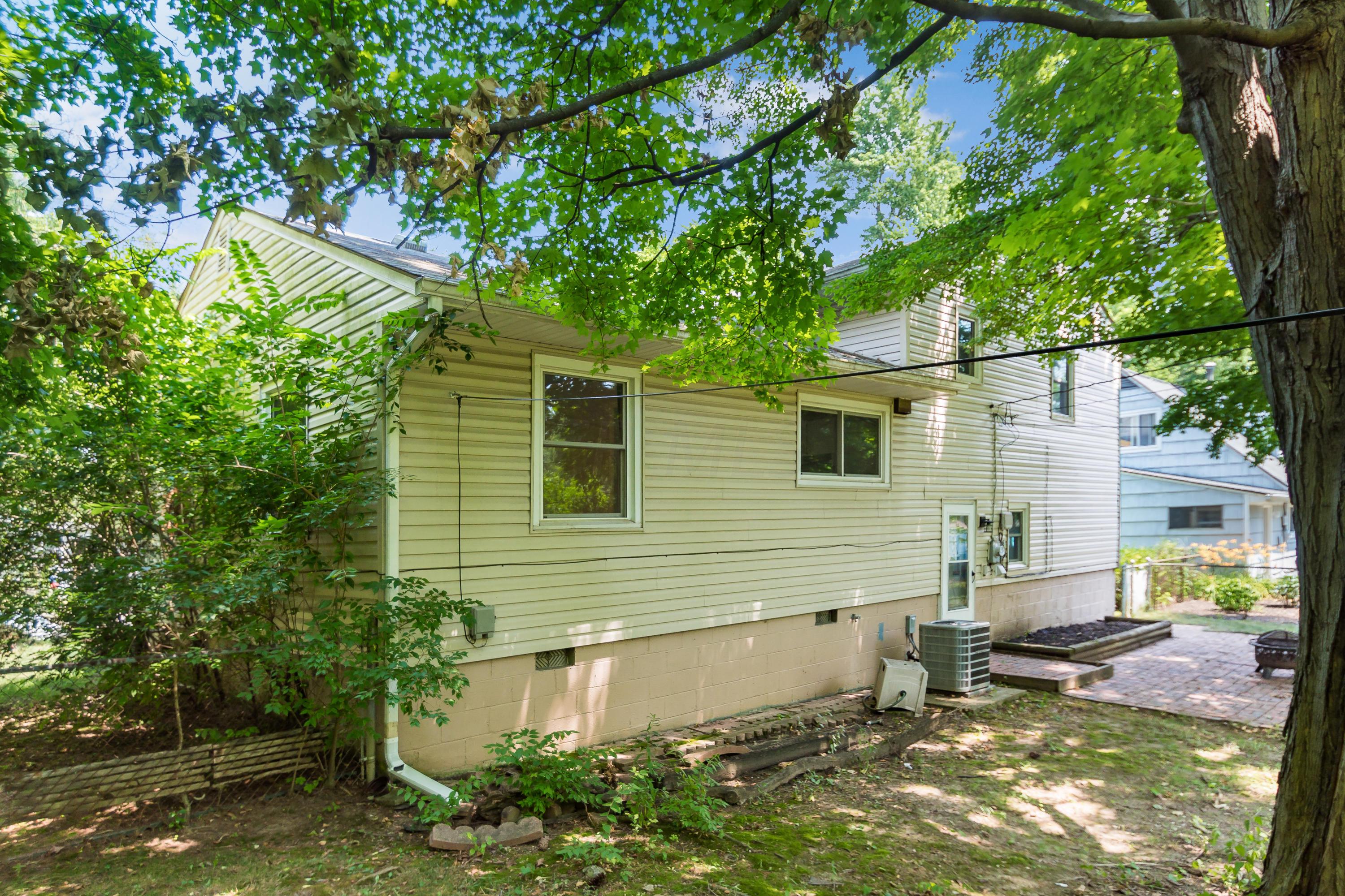 911 Afton Road Columbus, OH 43221 - Photo 32 of 32 Gallery Image 32