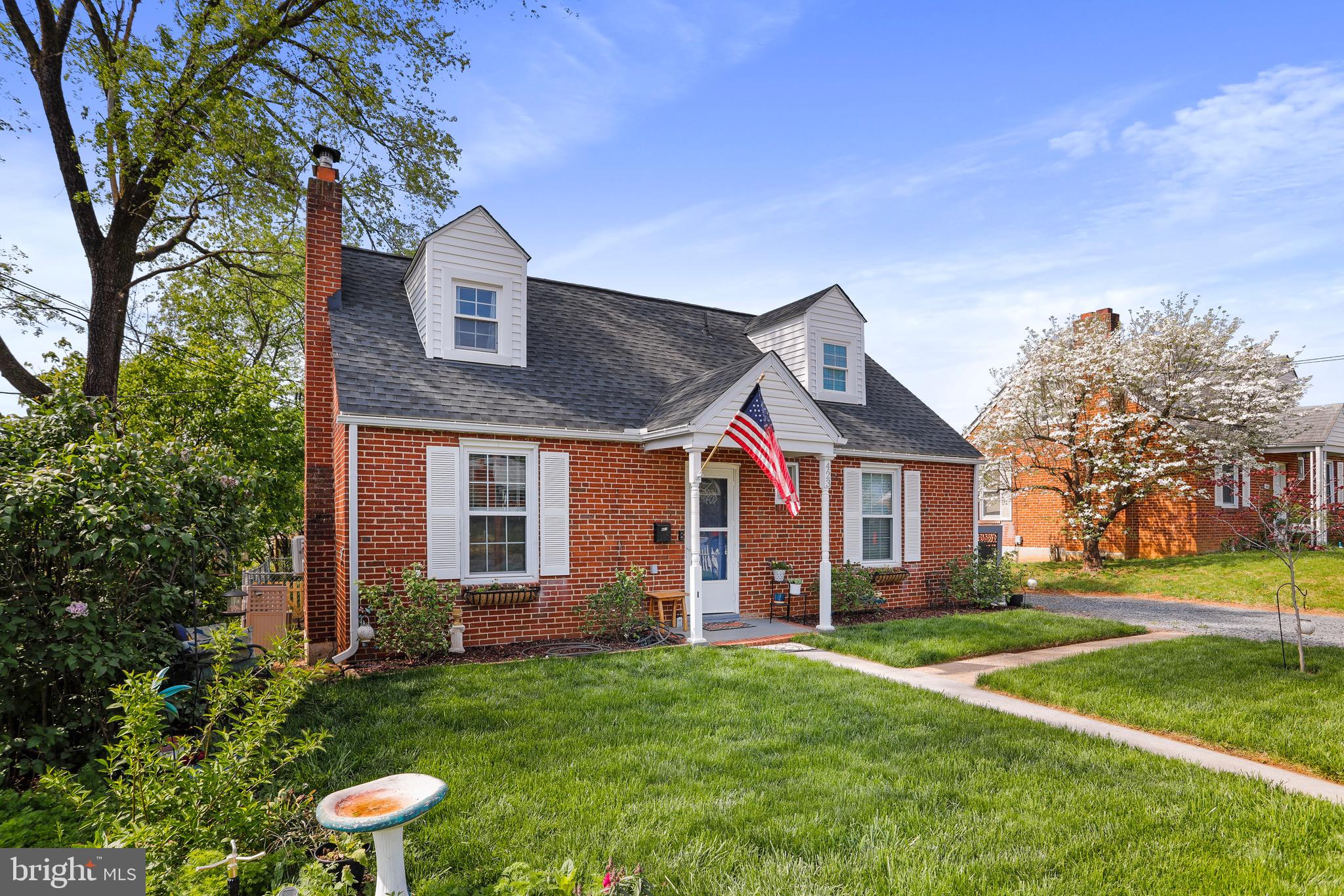 423 Happy Creek Road Front Royal, VA 22630 - Photo 2 of 50