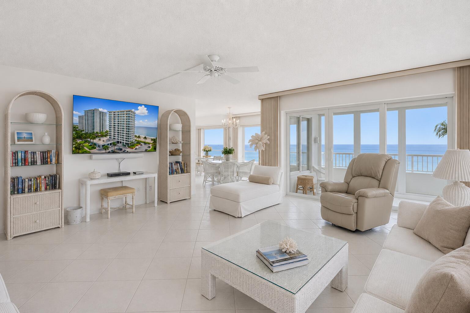 600 South Ocean Boulevard, Unit 6010 Boca Raton, FL 33432 - Photo 4 of 39 Living Area