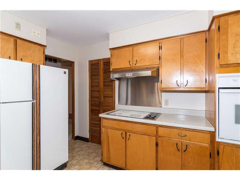8110 Wilson Road Indianapolis, IN 46278 - Photo 7 of 19 Gallery Image 7