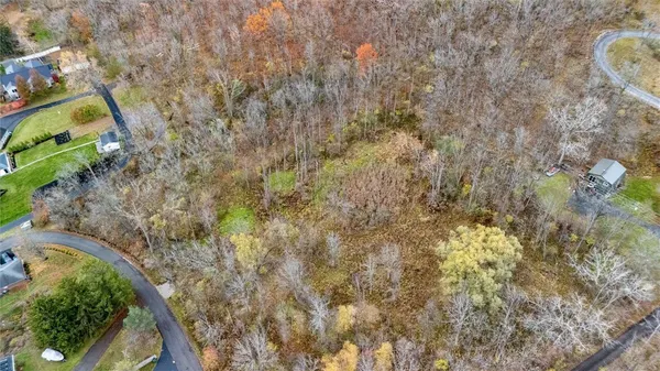 $239,900 | 4128 Onnalinda Drive, Canandaigua Town, NY 14424