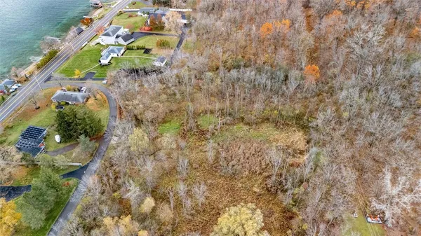 $239,900 | 4128 Onnalinda Drive, Canandaigua Town, NY 14424