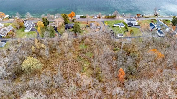 $239,900 | 4128 Onnalinda Drive, Canandaigua Town, NY 14424