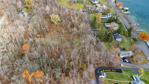 $239,900 | 4128 Onnalinda Drive, Canandaigua Town, NY 14424