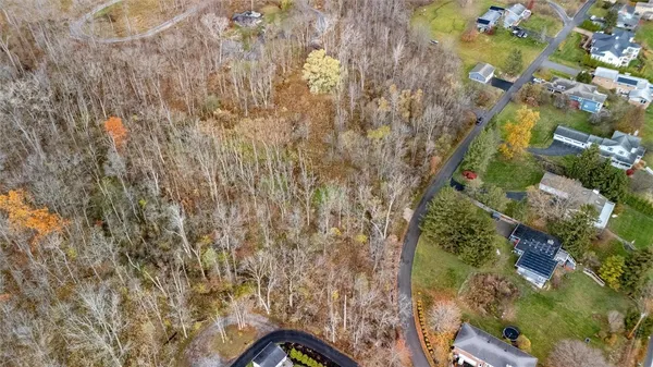 $239,900 | 4128 Onnalinda Drive, Canandaigua Town, NY 14424