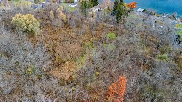 $239,900 | 4128 Onnalinda Drive, Canandaigua Town, NY 14424