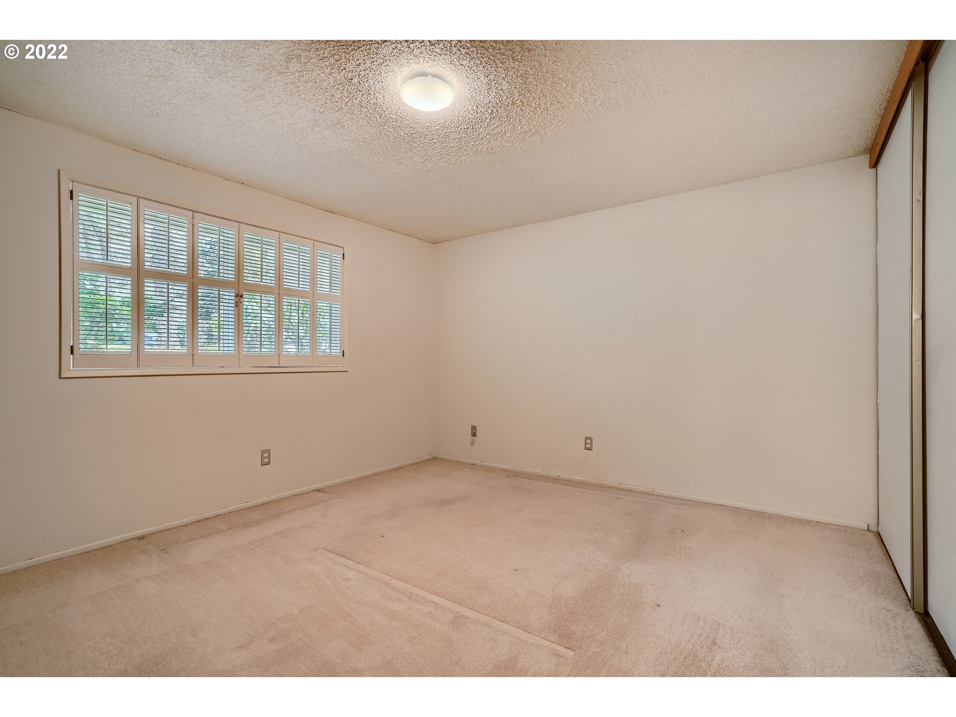 4412 Northwest Barnes Road Portland, OR 97210 - Photo 13 of 29