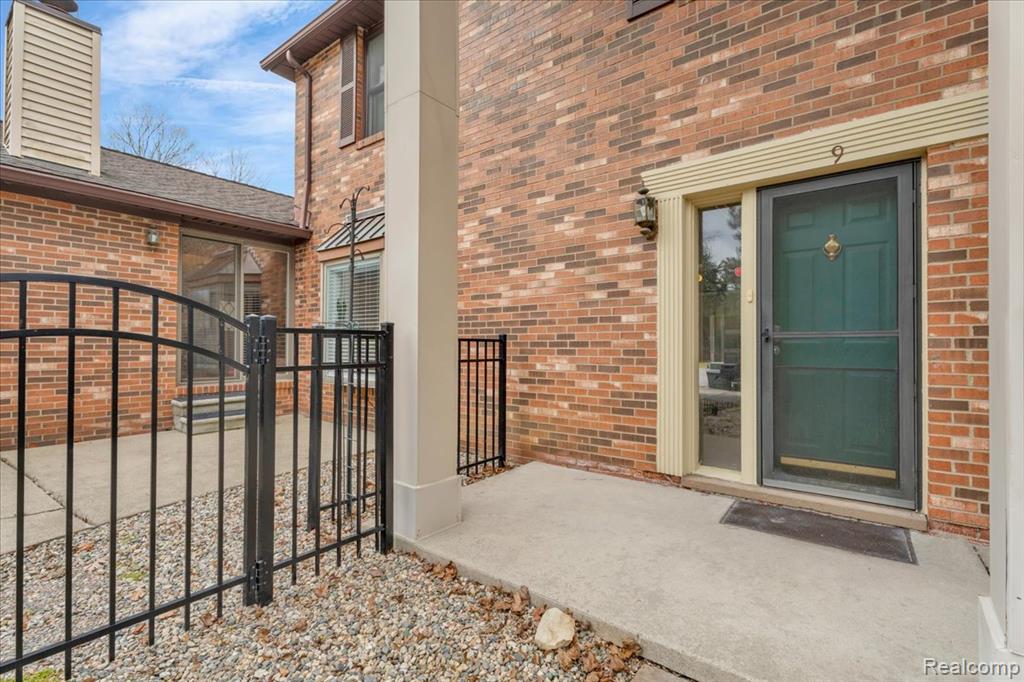955 Woodlane Drive, Unit 9 Rochester Hills, MI 48307 - Photo 31 of 41
