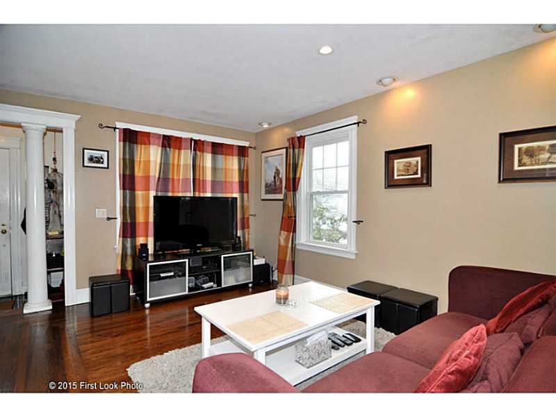 20 Mayfair Road Warwick, RI 02888 - Photo 13 of 25 Living Room.