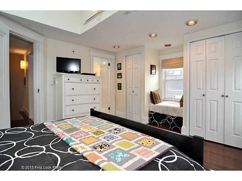 20 Mayfair Road Warwick, RI 02888 - Photo 17 of 25 Bedroom.