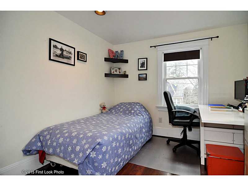 20 Mayfair Road Warwick, RI 02888 - Photo 20 of 25 Bedroom.