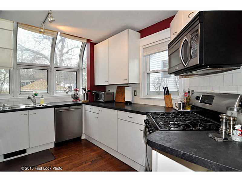 20 Mayfair Road Warwick, RI 02888 - Photo 8 of 25 Kitchen.