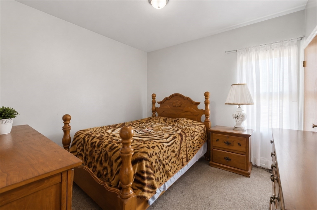 115 Ruth Street New Bedford, MA 02744 - Photo 20 of 29