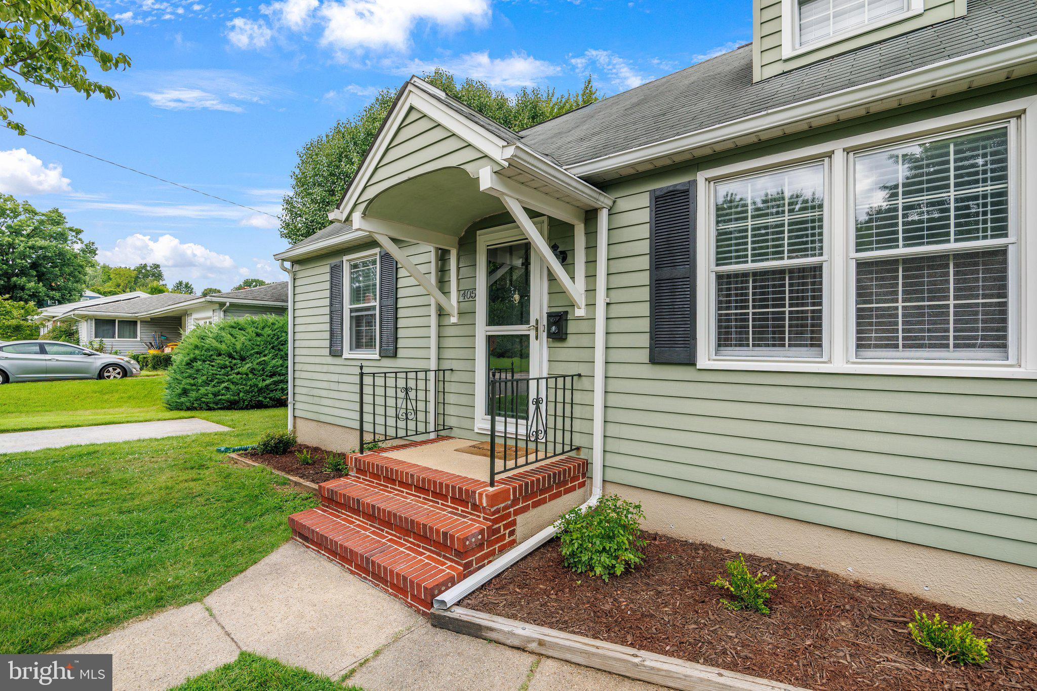 405 Sycamore Road Linthicum Heights, MD 21090 - Photo 4 of 42 Gallery Image 4
