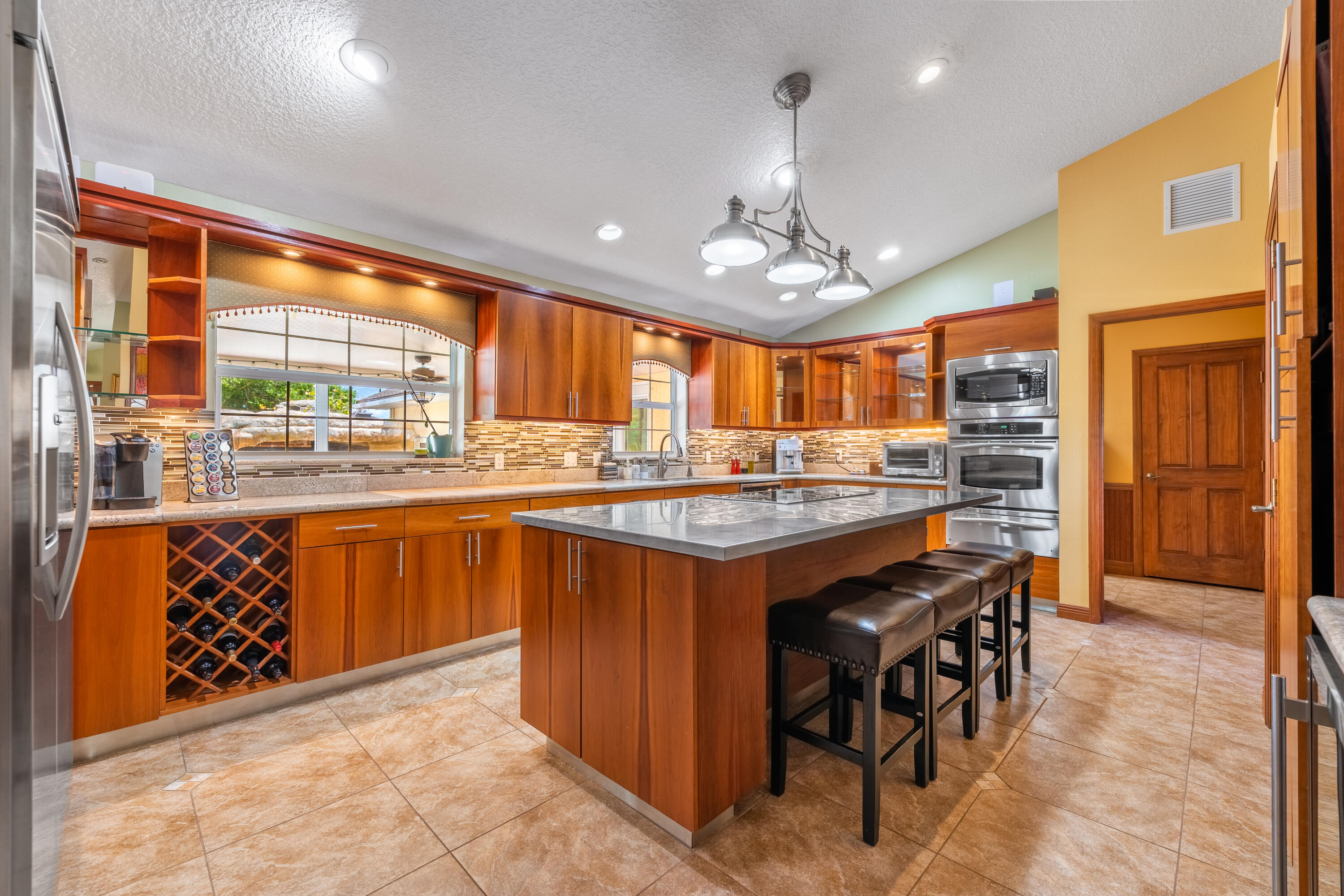 7151 Southwest 13th Street Okeechobee, FL 34974 - Photo 8 of 35 Kitchen 2