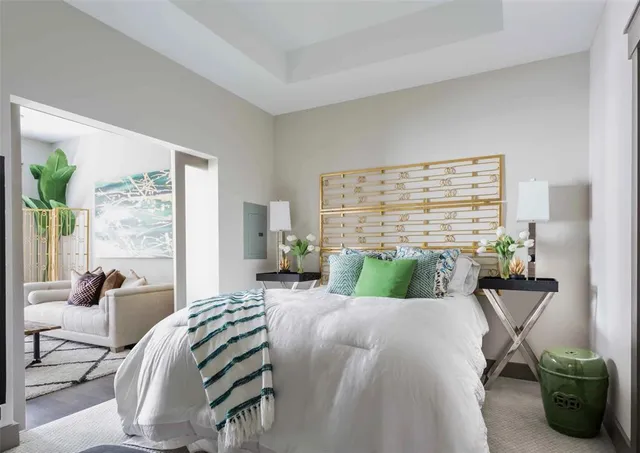 $2,302 | 8110 Park Lane, Unit 1002, Dallas, TX 75231